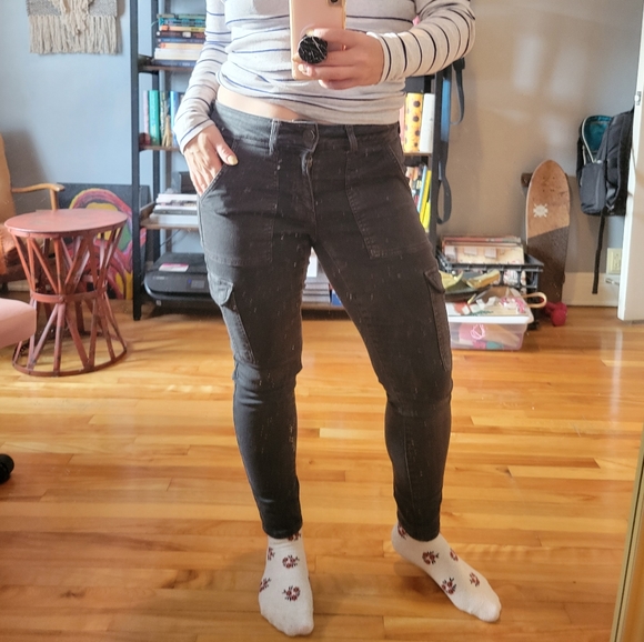 Low-Rise cargo pants size 6 Petite - Picture 3 of 6